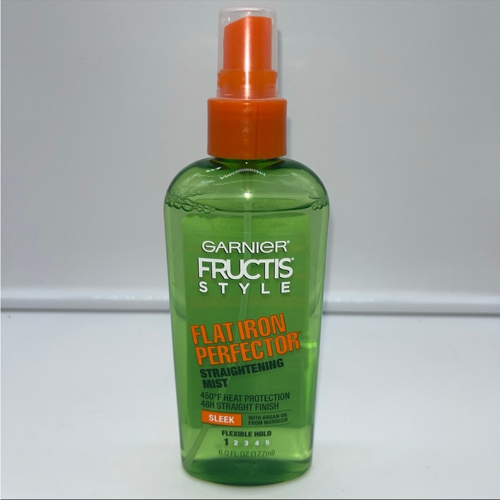 Garnier Fructis Style Flat Iron Perfecter Straightening Mist, 6 Fl oz, New